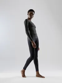 1908855-999000_Pro Dry Nanoweight LS_Closeup6.jpg